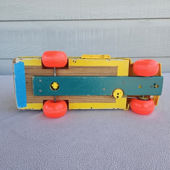 VTG Fisher Price School Bus #192 Little Peg People 1965 No Figures Wooden Bottom - Picture 6 of 10
